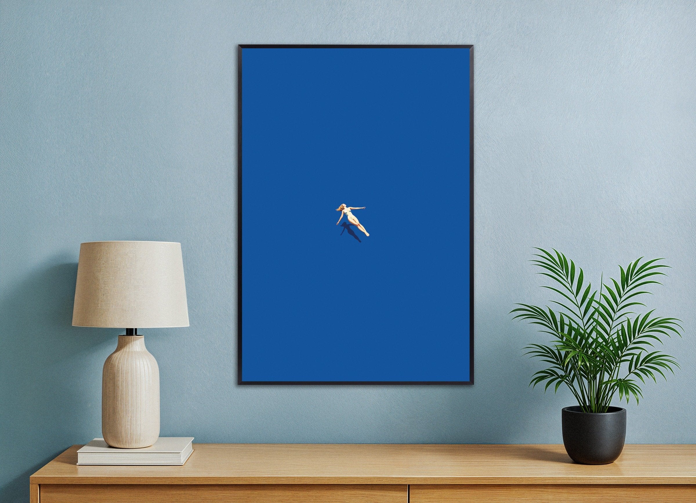 Vrouw drijvend op water, SPA poster