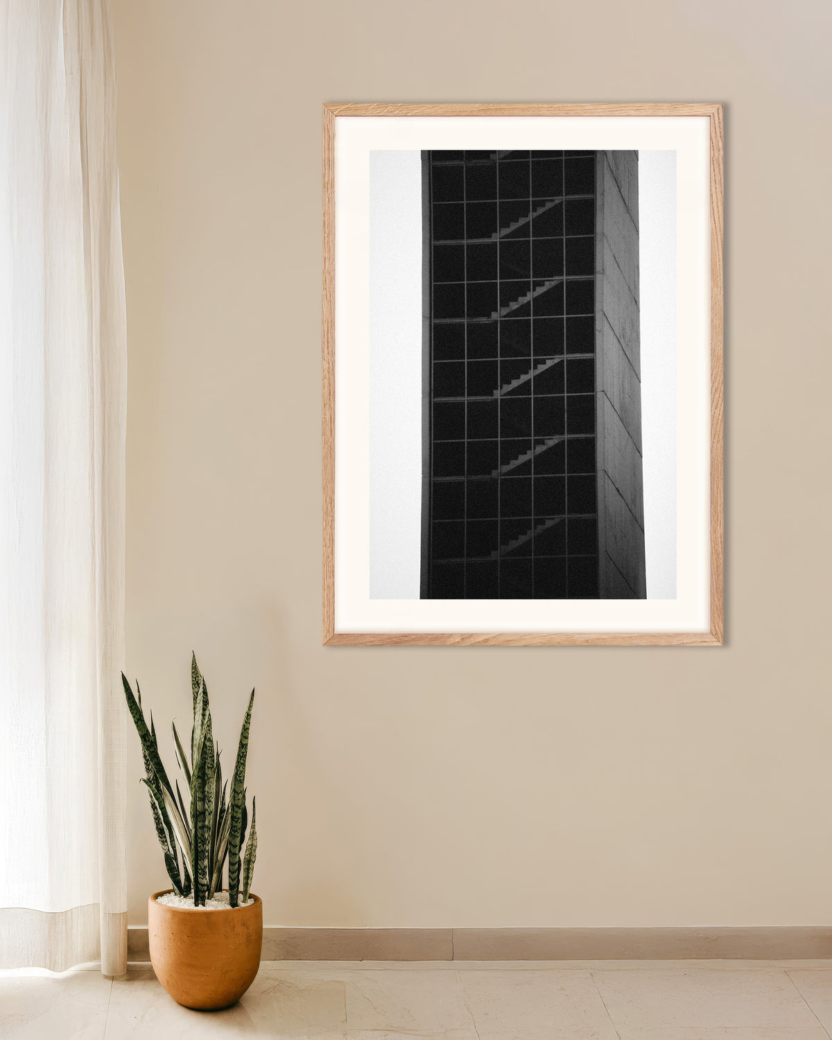 Poster ‘Glazen trappentoren’, met naturel houten lijst