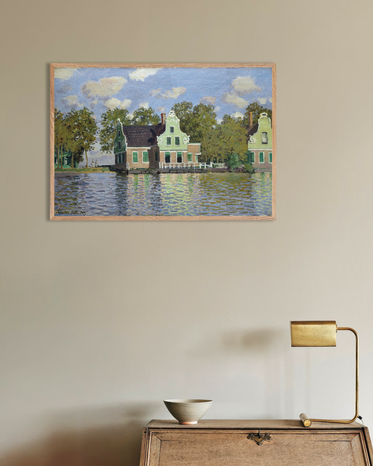 Affiche Maisons au bord de la Zaan (1871) de Claude Monet, avec un cadre en bois naturel