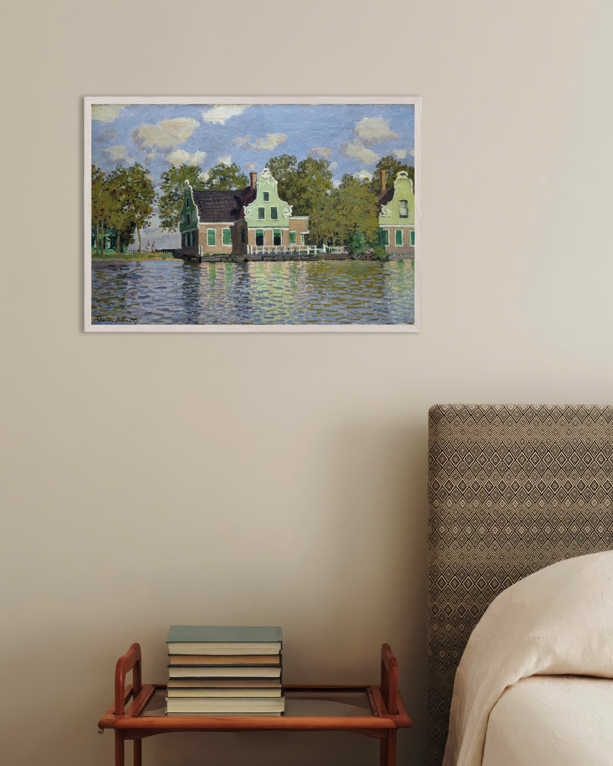 Affiche Maisons au bord de la Zaan (1871) de Claude Monet, avec un cadre en bois blanc