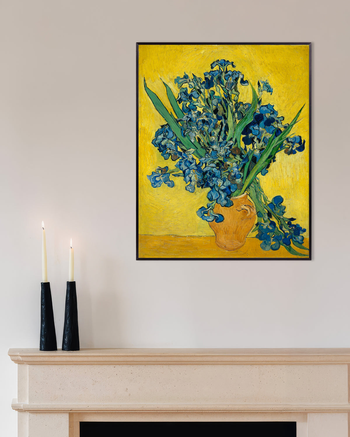 Poster « Iris dans un vase (1890), de Vincent van Gogh », avec un cadre en métal
