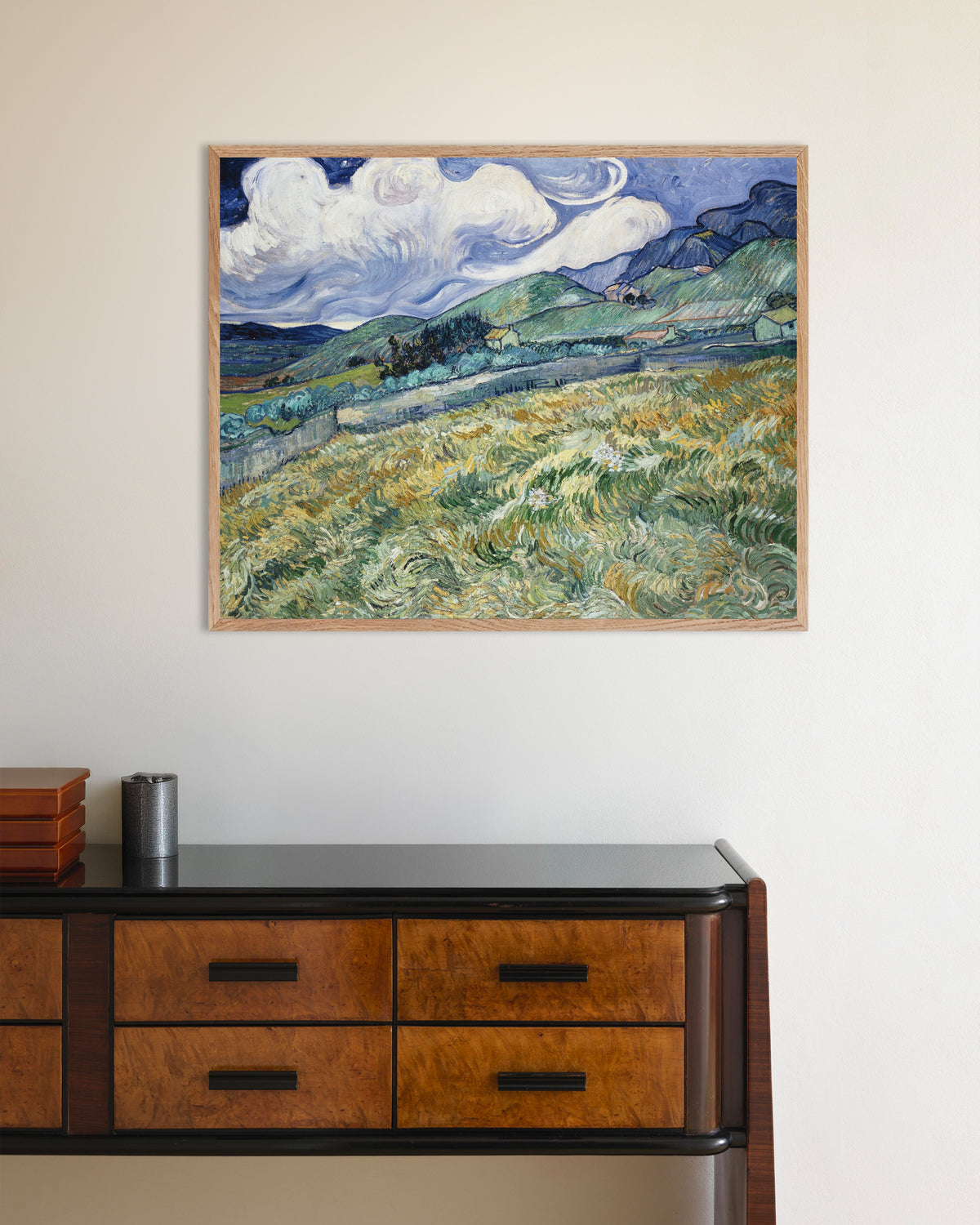 Poster de Paysage de Saint-Rémy (1889), Vincent van Gogh, avec un cadre en bois naturel