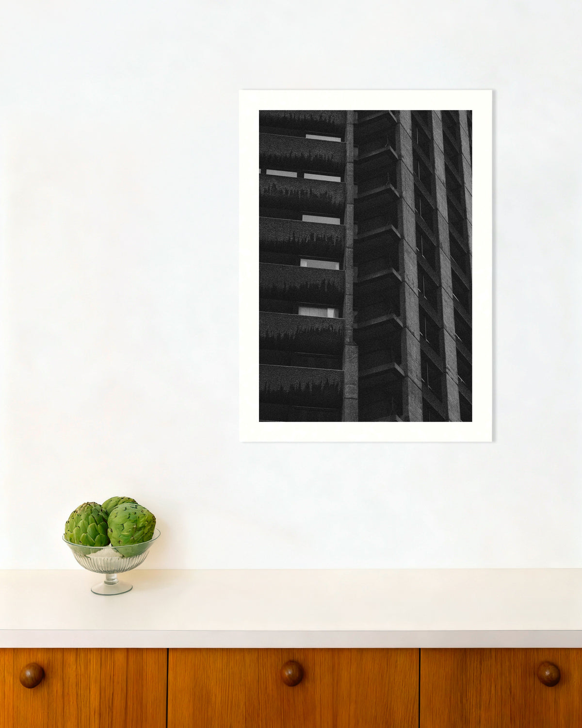 Poster ‘Nachtelijke gevel met hangplanten’