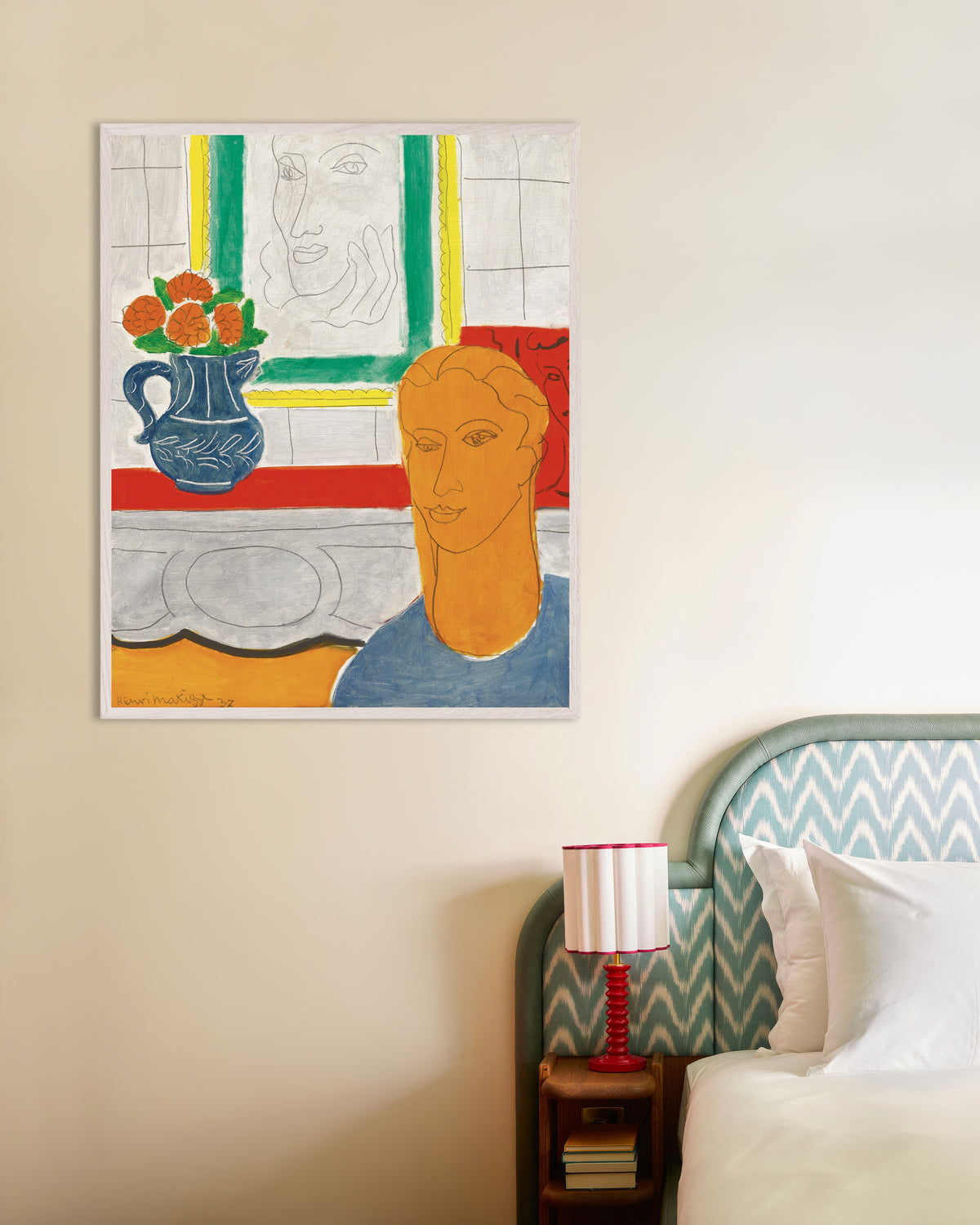 Poster van Okerkleurig hoofd (Figuur en boeket) (1937) van Henri Matisse, met witte houten lijst