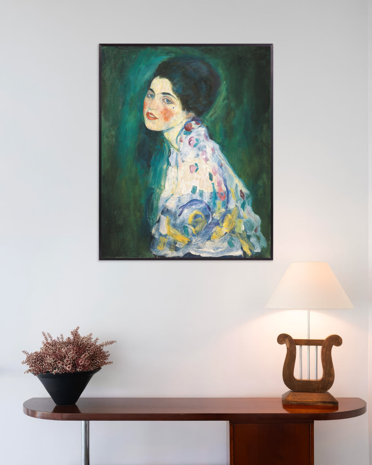 Affiche Portrait d'une dame (1916–1917) de Gustav Klimt, avec un cadre en métal