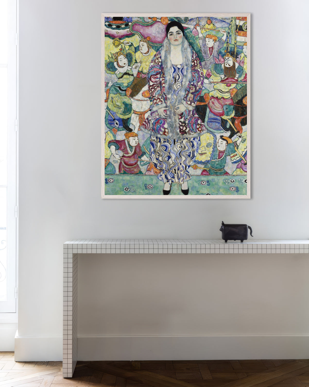 Poster van Portret van Friederike Maria Beer (1916) van Gustav Klimt, met witte houten lijst