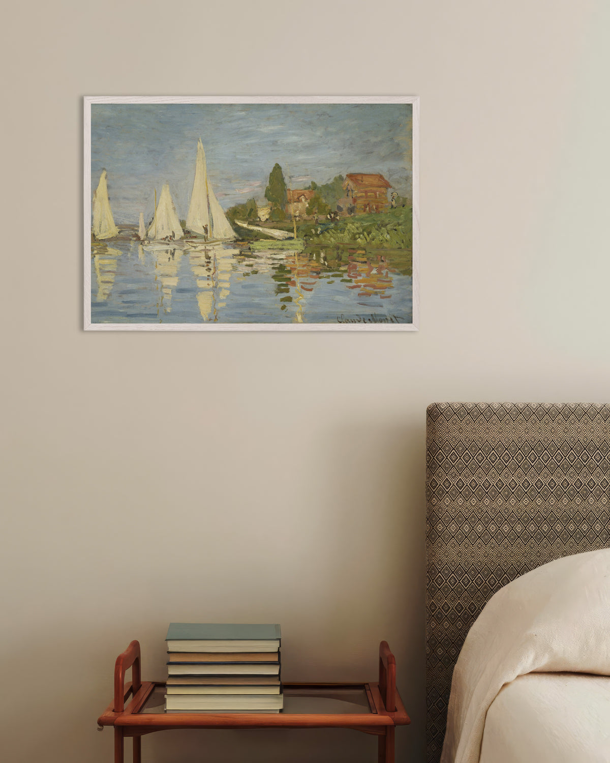 Poster Regatta bij Argenteuil (ca. 1872) van Claude Monet met witte houten lijst
