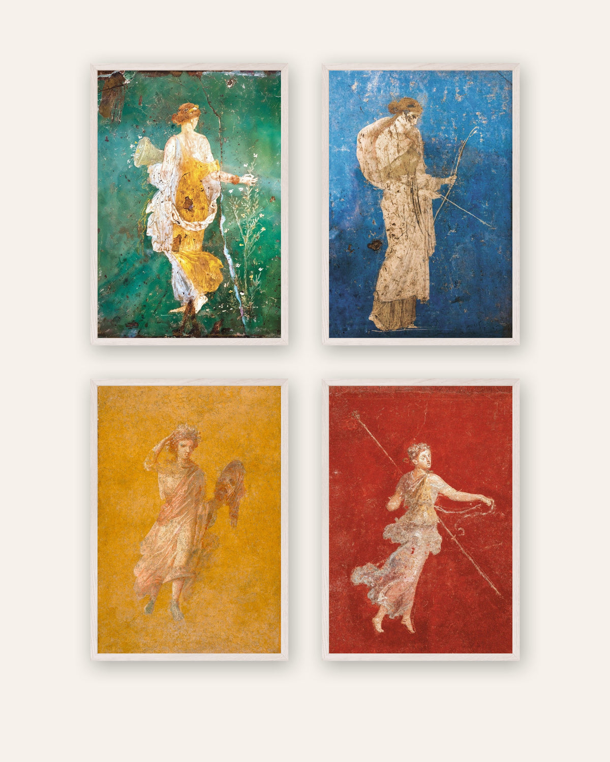 Lot de 4 affiches de fresques romaines, Flora, Artémis, Melpomène et Ménade, cadres en bois blanc