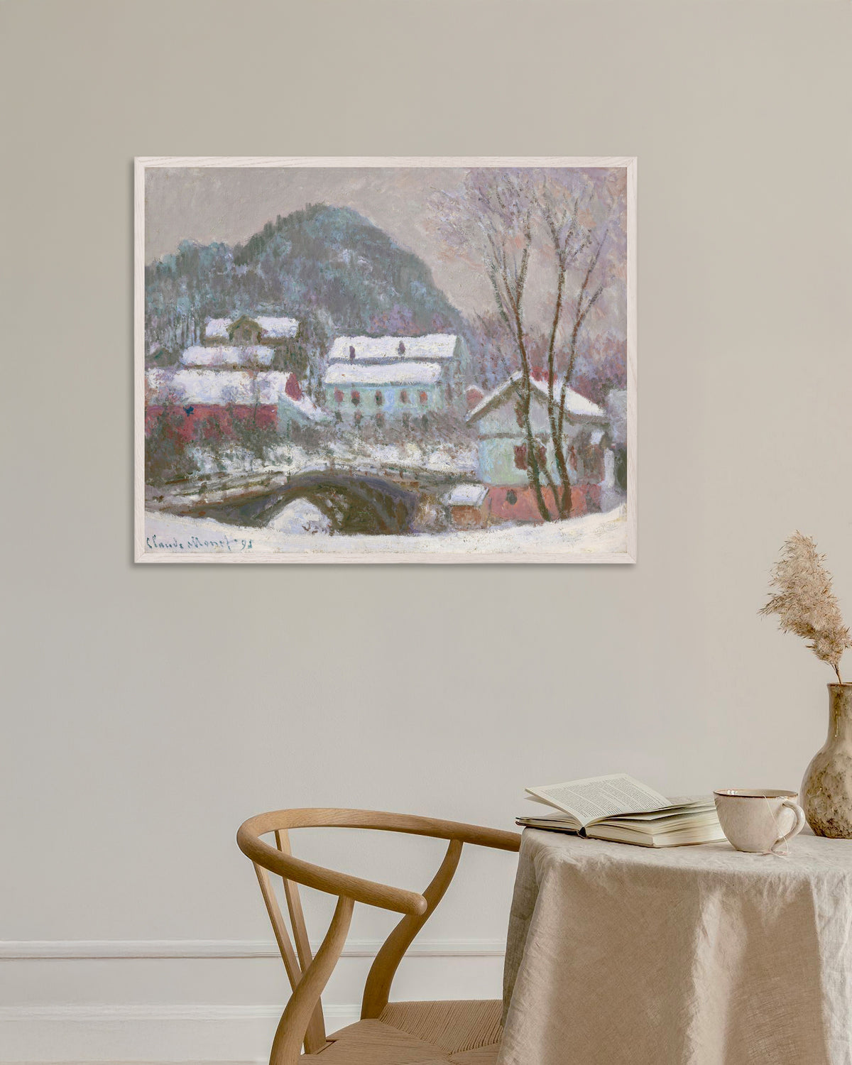 Poster Sandvika, Noorwegen, sneeuweffect (1895) van Claude Monet met witte houten lijst