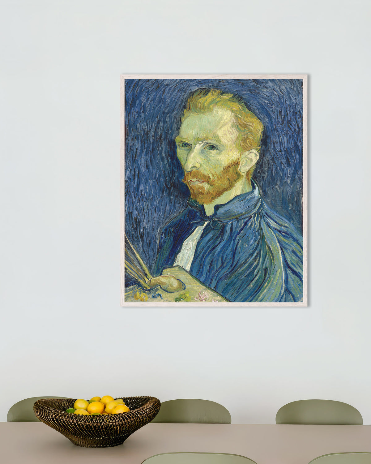 Poster de Autoportrait au chevalet (1889) de Vincent van Gogh, avec cadre en bois blanc