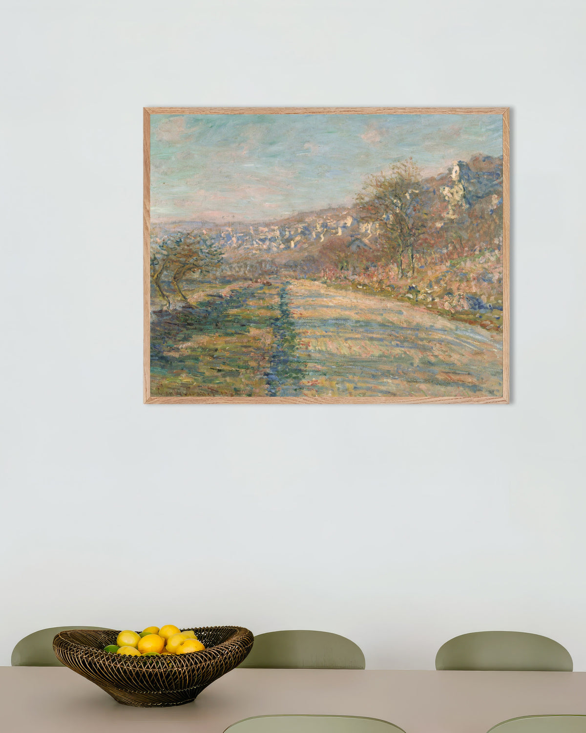 Poster De weg naar La Roche-Guyon (1880) van Claude Monet met naturel houten lijst