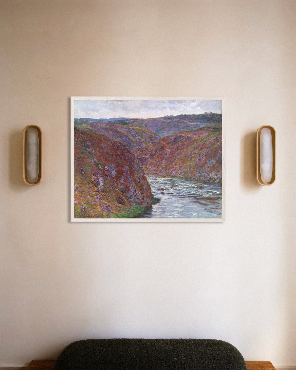 Poster Het dal van de Creuse, grijze dag (1889) van Claude Monet met witte houten lijst