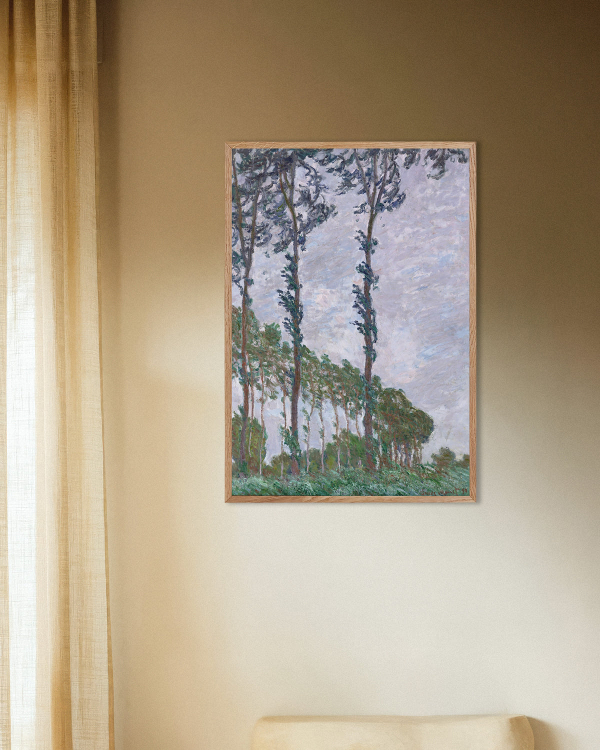 Poster Populieren, windeffect (1891) van Claude Monet met naturel houten lijst