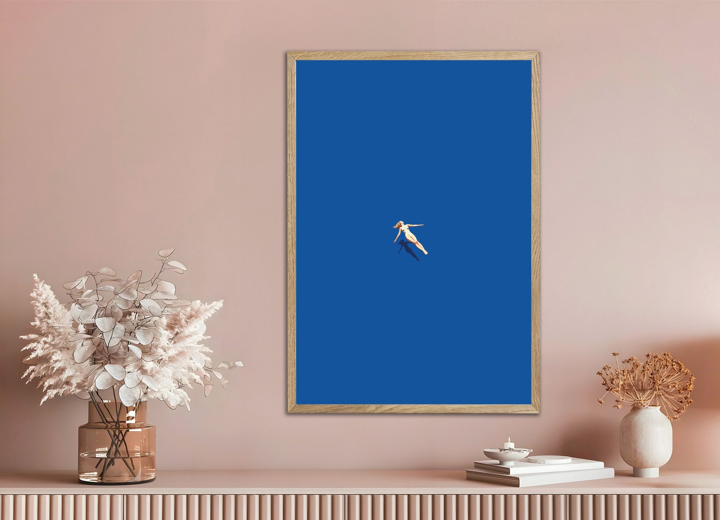 Vrouw drijvend op water, SPA poster