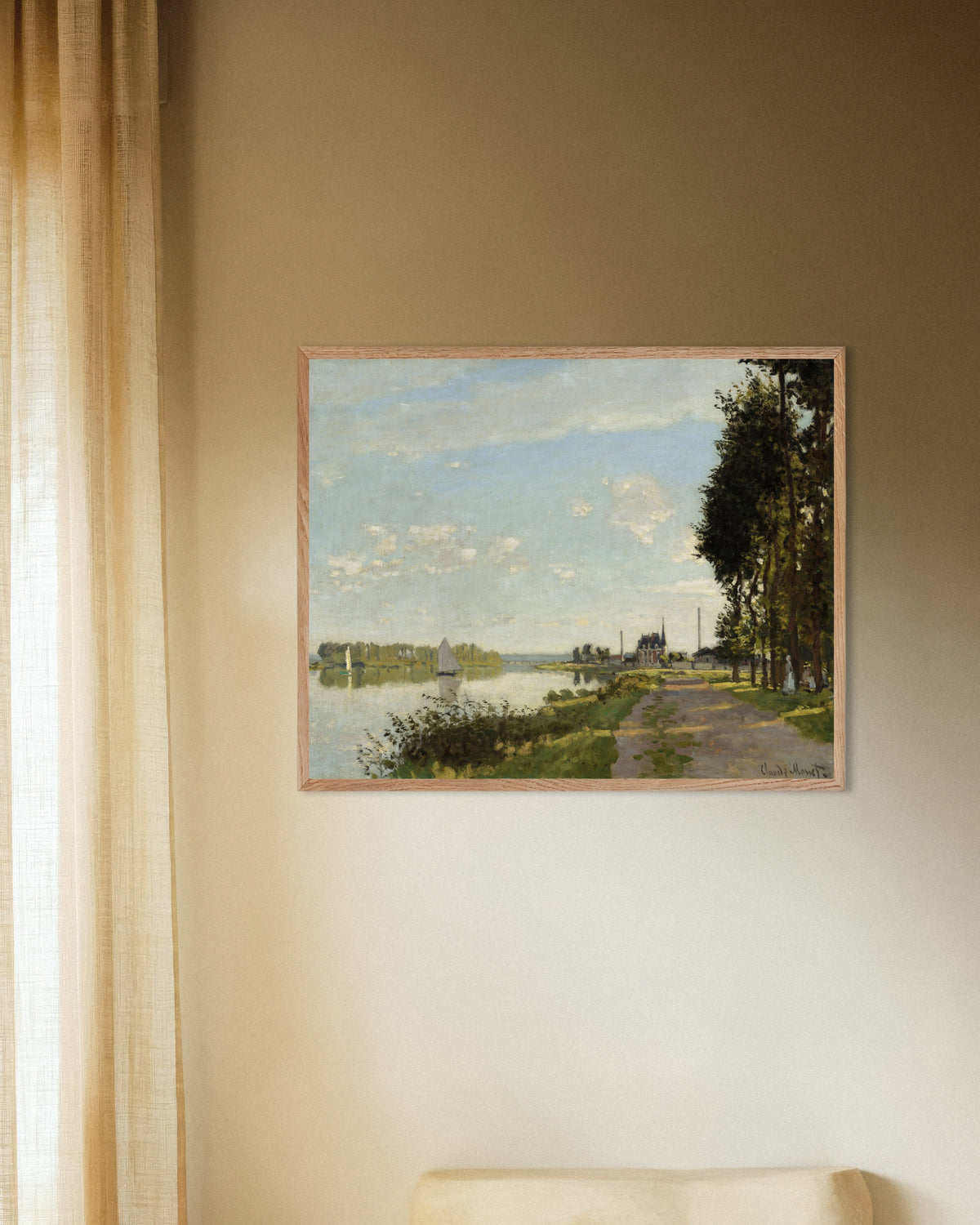 Poster Argenteuil (ca. 1872) van Claude Monet met naturel houten lijst