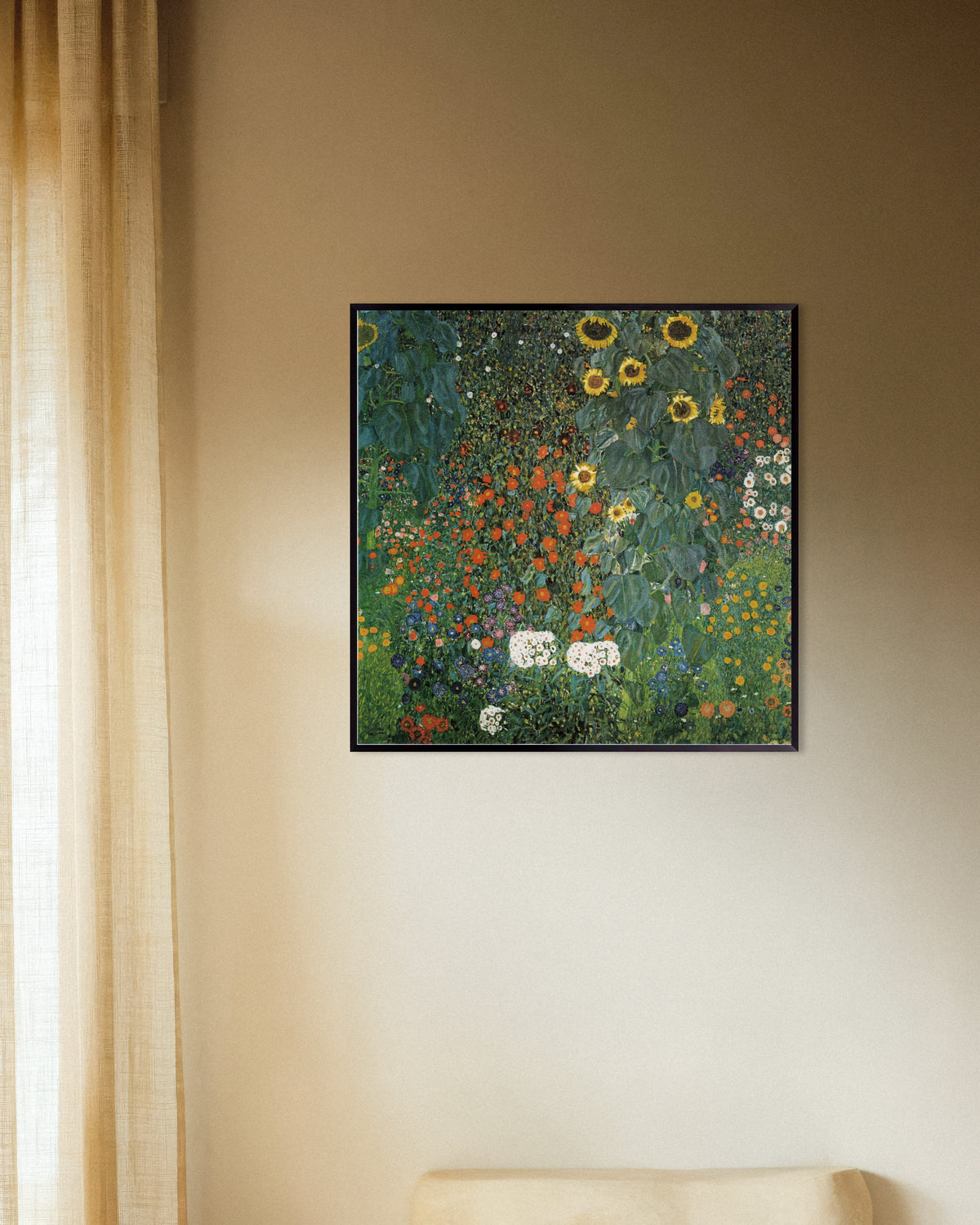 Affiche Jardin paysan aux tournesols (1907) de Gustav Klimt, avec un cadre en métal