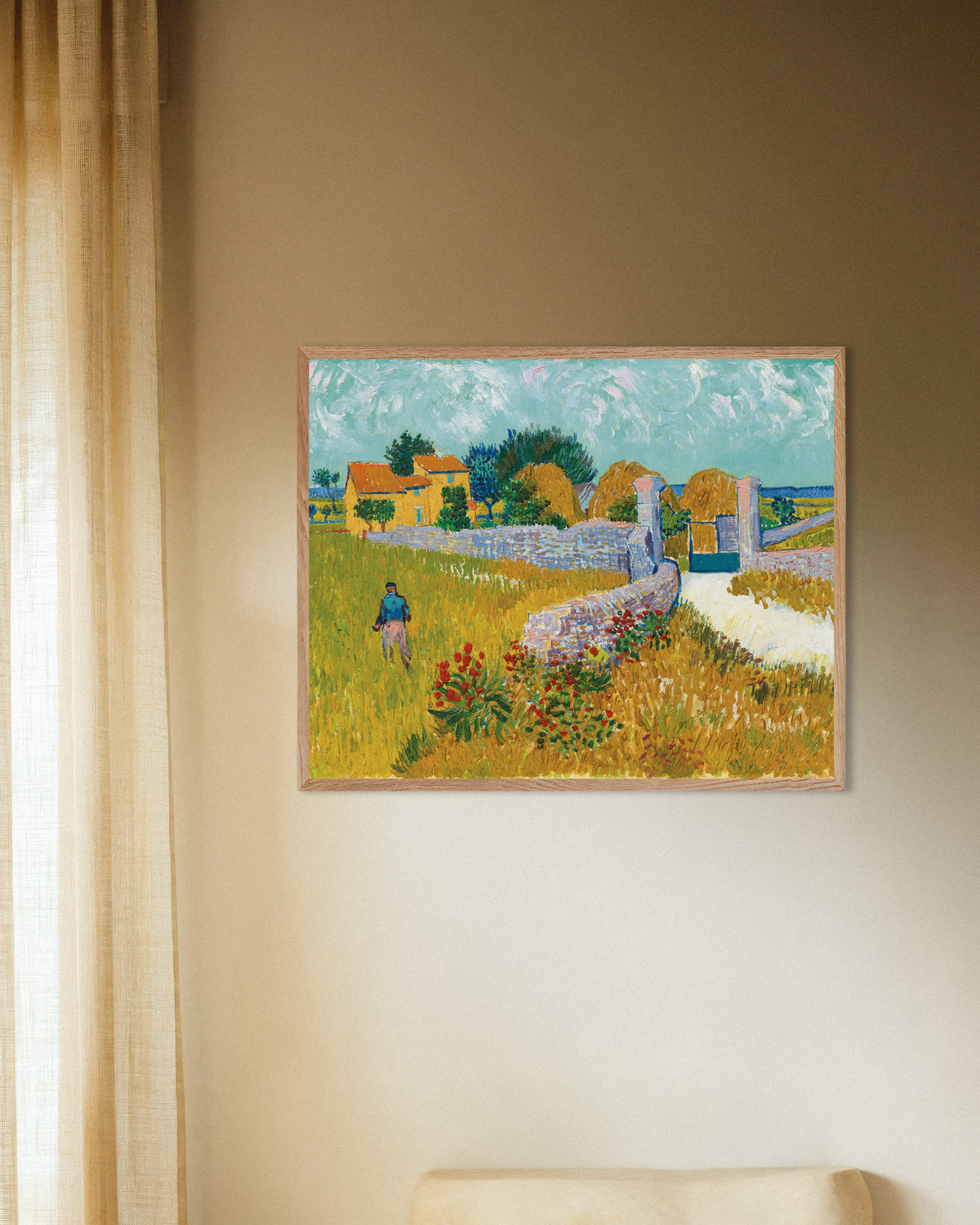 Poster de Ferme en Provence (1888) de Vincent van Gogh, avec un cadre en bois naturel