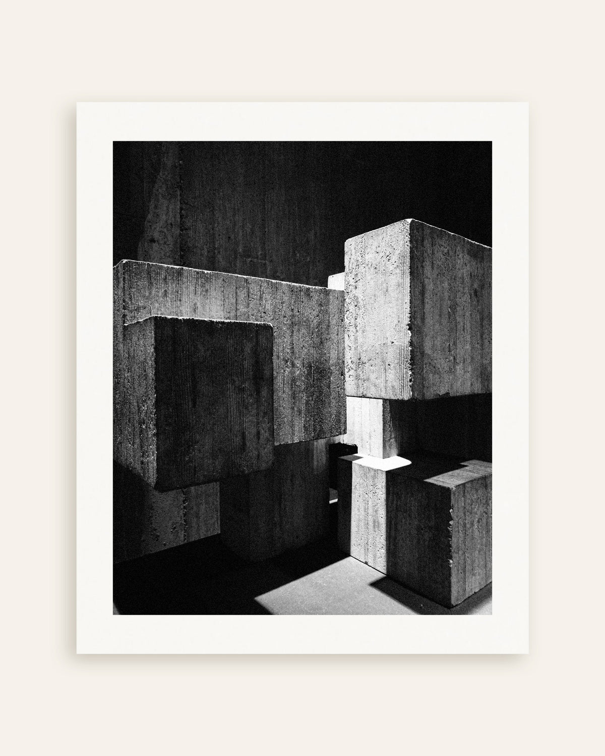 Affiche « Cubes de béton imbriqués », vignette