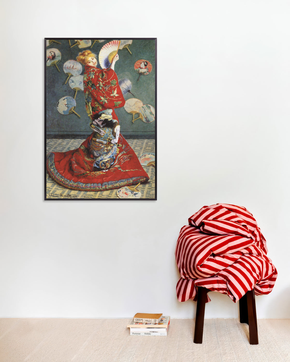 Affiche La Japonaise, Camille Monet en costume japonais (1876) de Claude Monet, avec un cadre en métal