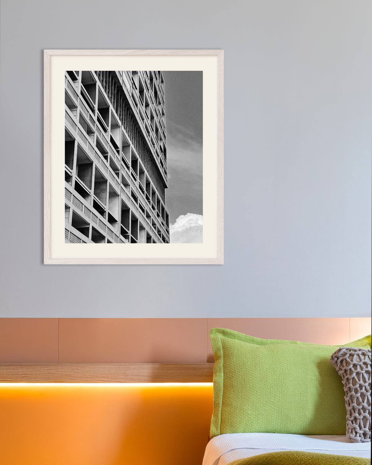 Poster ‘Loggia’s in de zon’, met witte houten lijst