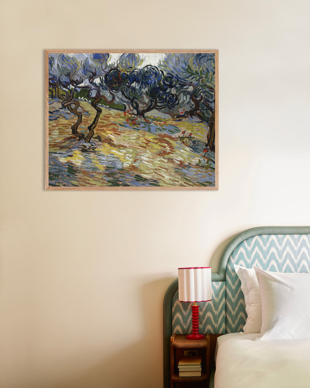 Poster van Olijfbomen (1889) van Vincent van Gogh, met natuurlijke houten lijst