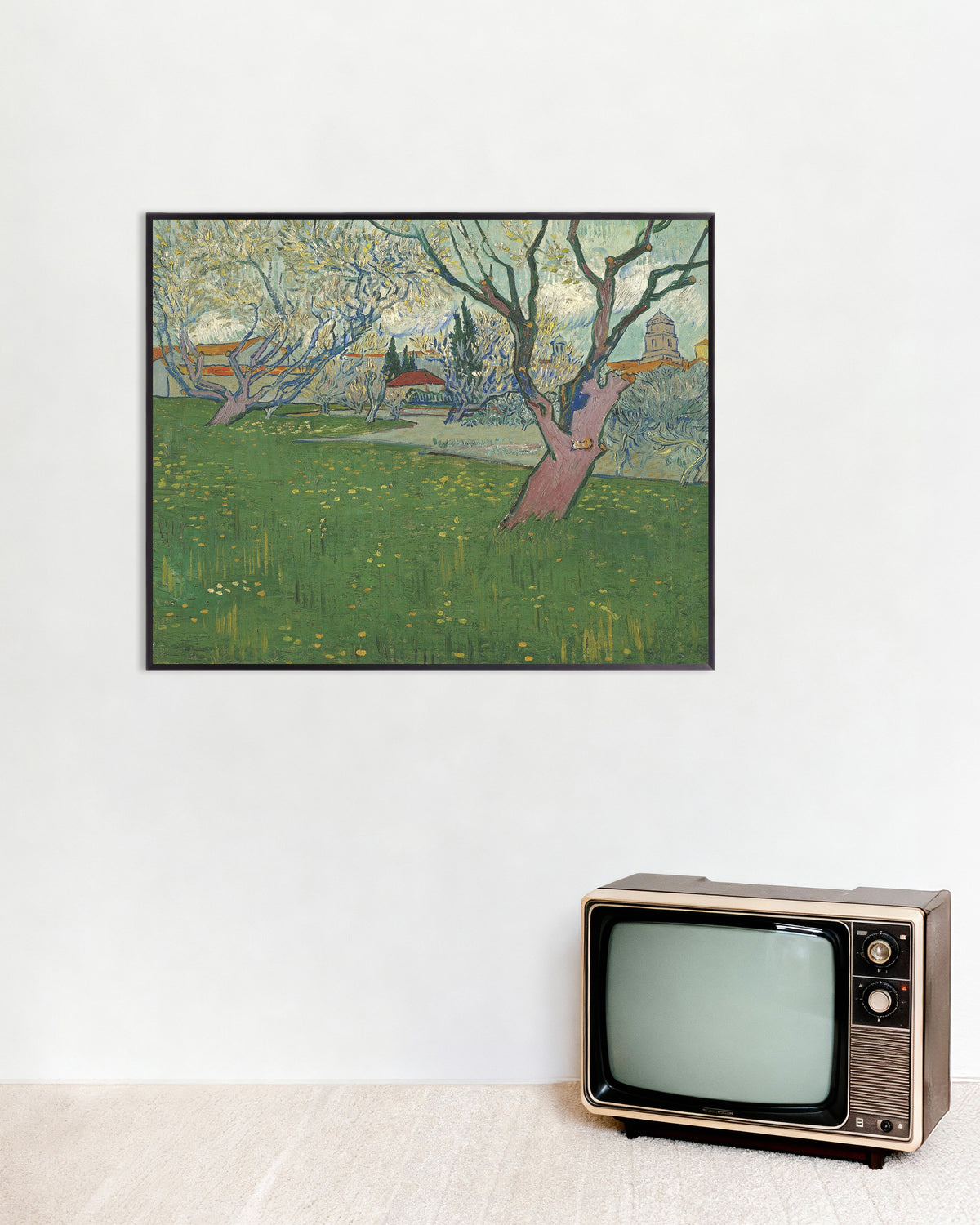 Poster de Verger en fleurs avec vue sur Arles (1889) de Vincent van Gogh, avec un cadre métallique