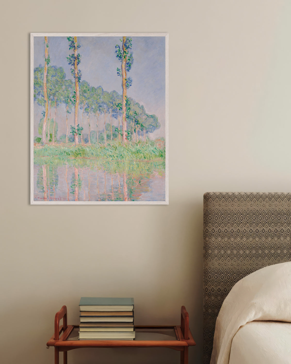 Poster Populieren, roze effect (1891) van Claude Monet met witte houten lijst