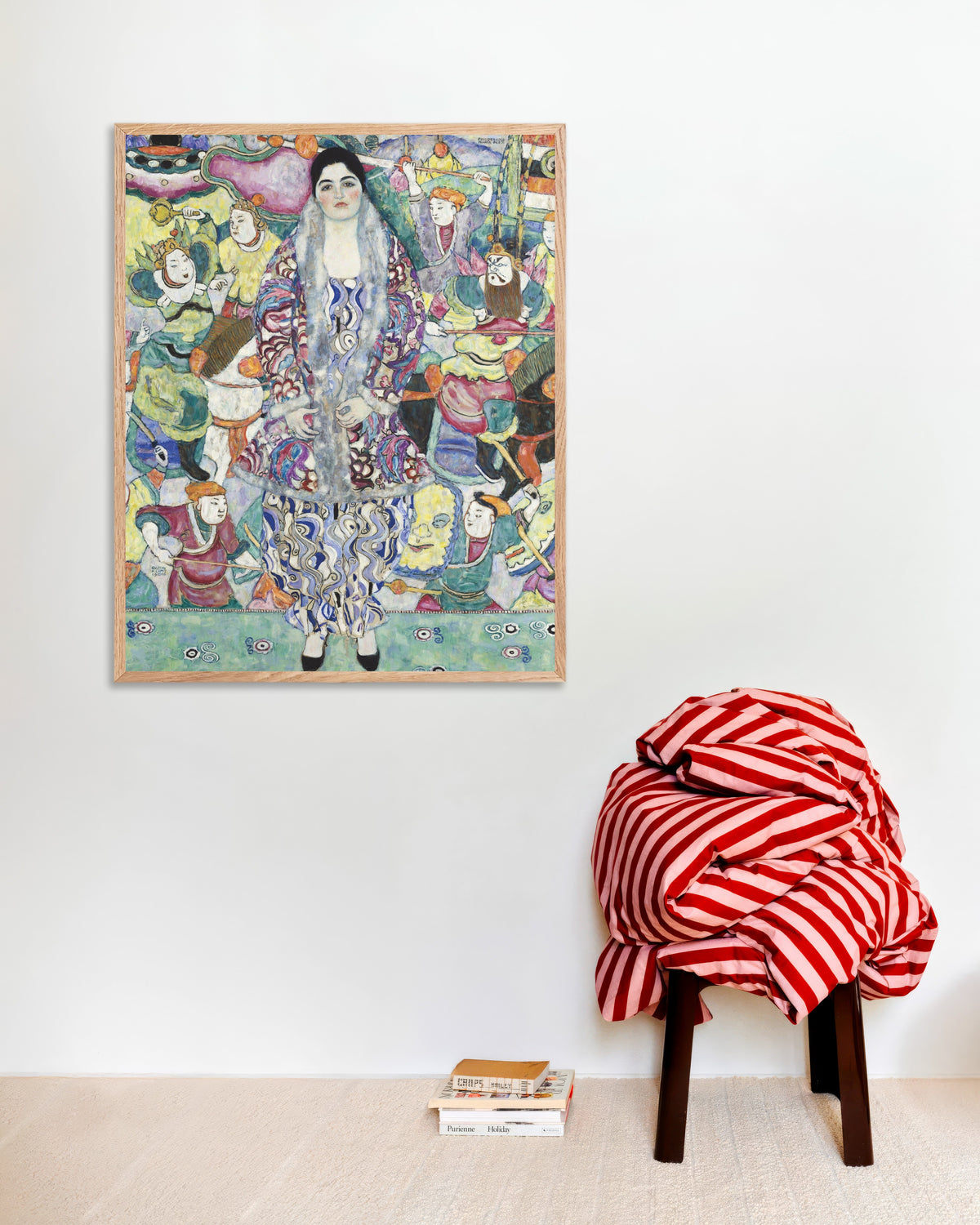 Poster van Portret van Friederike Maria Beer (1916) van Gustav Klimt, met naturel houten lijst
