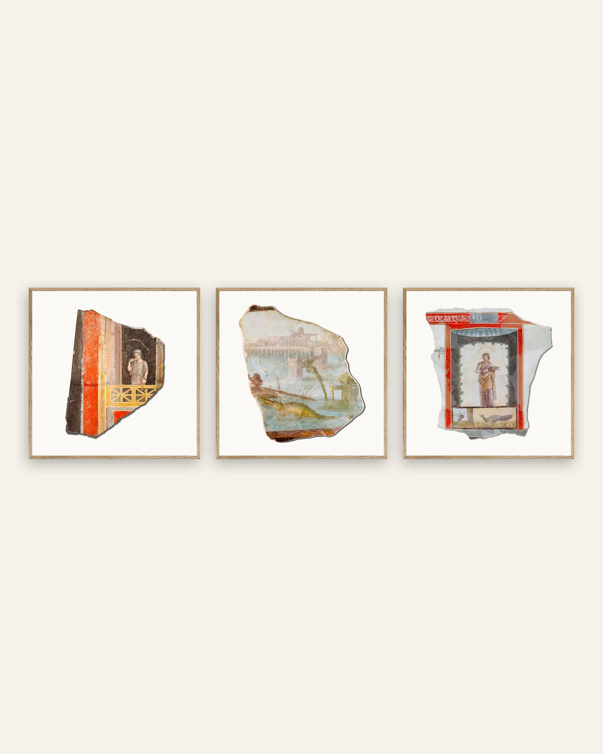 Romeinse frescofragment posters, set van 3: balkon, Nijl en pauw, in naturel eikenhouten lijsten