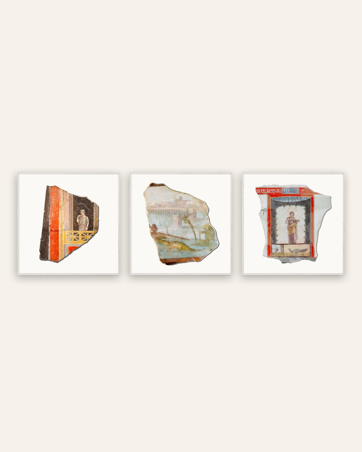 Romeinse frescofragment posters, set van 3: balkon, Nijl en pauw, in witte eikenhouten lijsten