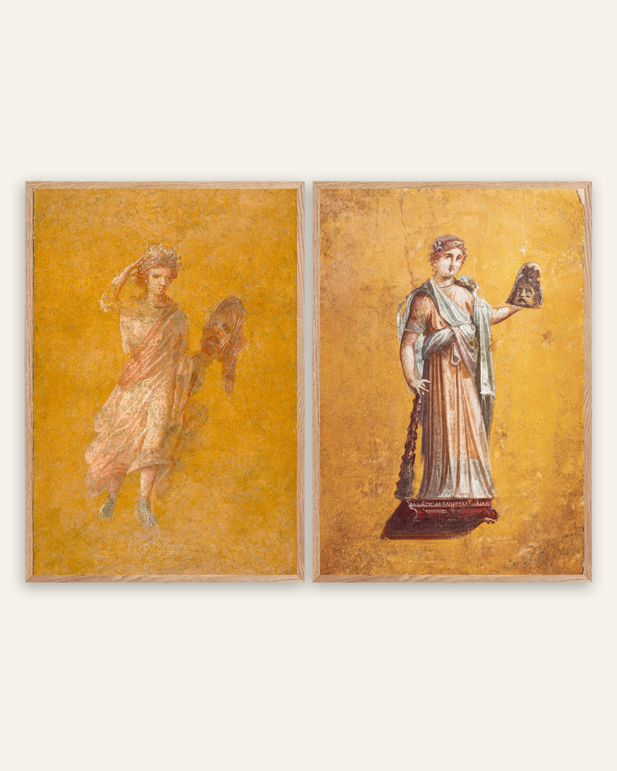 Romeinse fresco posters, set van 2: Melpomene, muze van de tragedie, in naturel eikenhouten lijsten