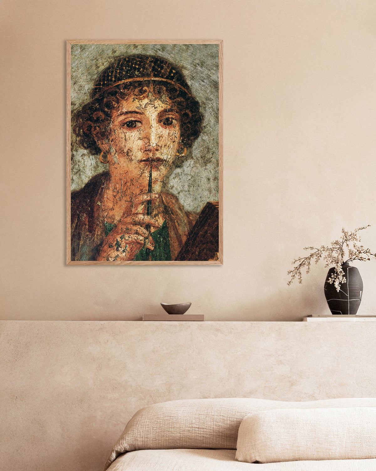 Poster met detail van het Sappho-fresco uit Pompeii in een naturel houten lijst