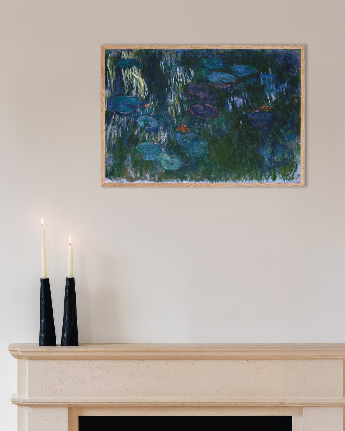 Poster Waterlelies (1916–1919) van Claude Monet met naturel houten lijst